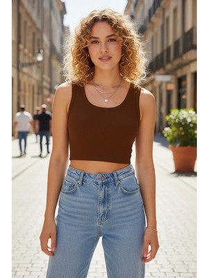 Çamaşır Kenti Kadın Kahverengi Modern Fit Kare Yaka Crop Top Bluz