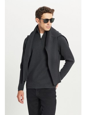 Altınyıldız Classics Pamuklu Slim Fit Dar Kesim Bato Yaka Dokulu Triko Kazak