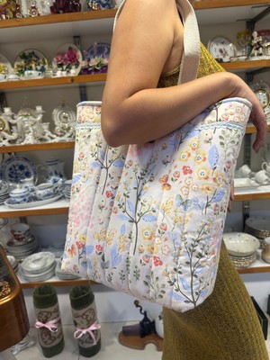 elisss bag Beyaz Çiçek Desenli Dantelli Termos Çantası Elişi Çantası El Çantası Piknik Çantası Büyük Boy %100 Pamuk