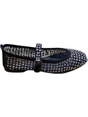 Shoes Kadın  Düz Kaymaz Taban Atkı Lastikli Taşlı Delikli Babet