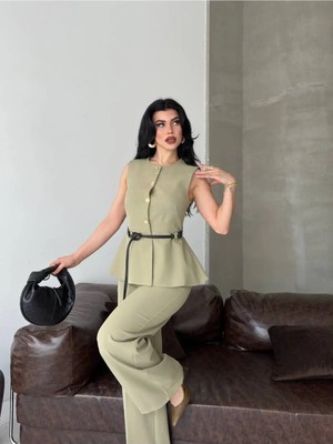 Zf Butik Gold Düğme Detaylı Kemer Aksesuarlı Kolsuz Yelek Pantolon Takım