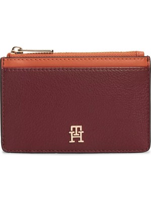 Tommy Hilfiger Kadın Metalik Th Logolu Fermuar ve Kart Bölmeli Bordo Cüzdan AW0AW18757-GNE