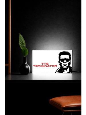 Gişe Arts Masa Lambası -  The Terminator (Terminatör: Yok Edici) Adaptörlü Dekoratif & Hediyelik Lamba