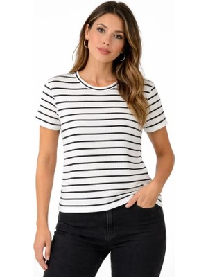 Pomeya  Çizgili Yazlık Triko T-Shirt Bisiklet Yaka Rahat Kalıp Tişört - Beyaz