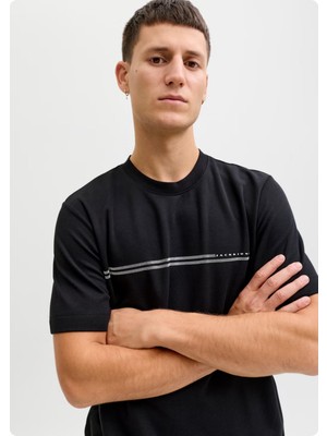 Jack & Jones Jack&jones 12289936 Jcofusıon Chest 0 Yaka Kısa Kol Tsh
