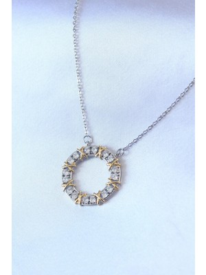 GV Home Mey Ithalat® 316L Çelik Gümüş Renk Zirkon Taşlı Gold Detay Xoxo Kadın Kolye