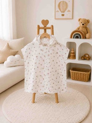 🌸 Mini Çiçek Desenli Kapüşonlu Müslin Çocuk Pançosu (2-6 Yaş)