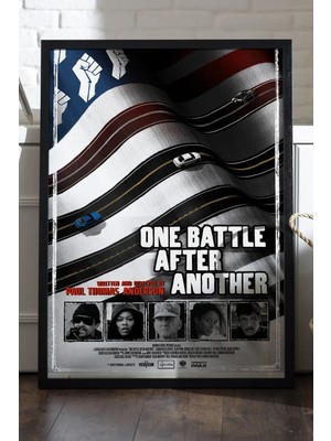 Duvarda One Battle After Another Ahşap Çerçeveli Poster, Dekoratif Film Duvar Tablosu