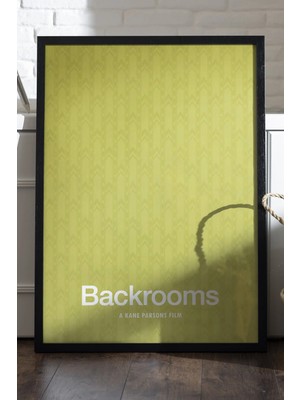 Duvarda Backrooms Siyah Ahşap Çerçeveli Poster, Dekoratif Film Duvar Tablosu