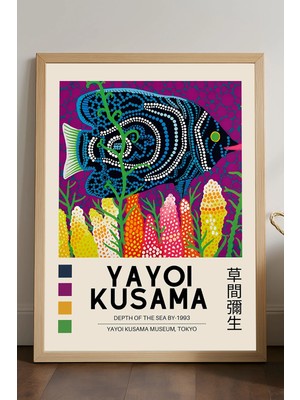Duvarda Yayoi Kusama Doğal Ahşap Çerçeveli Poster, Dekoratif Sanatsal Duvar Tablosu