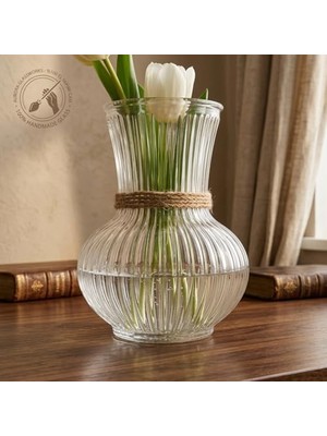 NY Home Pure Model El Yapımı Üfleme Cam Küçük Vazo - Şeffaf Optikli Dekoratif Çiçeklik 13X7 cm