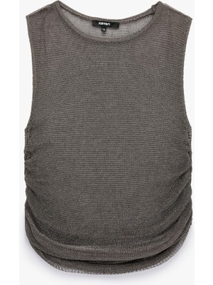 Koton Drape Detaylı Bisiklet Yaka Kolsuz Viskon Metalik Iplik Ajurlu Örgü Bluz