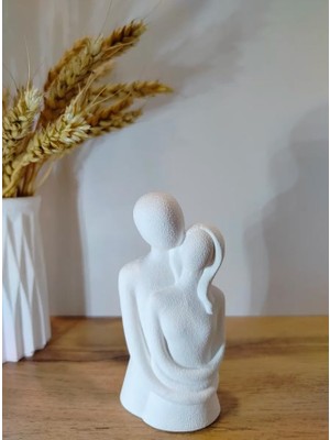 Zg Store Soyut Sevgi Heykeli – Minimalist & Anlam Yüklü Dekoratif Figür
