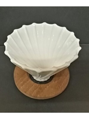 Empressco Ahşap Stantlı V60 Dripper, Şık ve Kullanışlı Kahve Demleme Aksesuarı