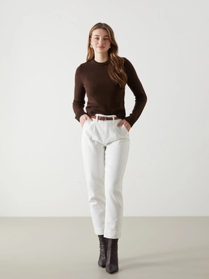 Lc Waikiki Yeni Sezon Beli Kemerli Mom Fit Kadın Jean Pantolon