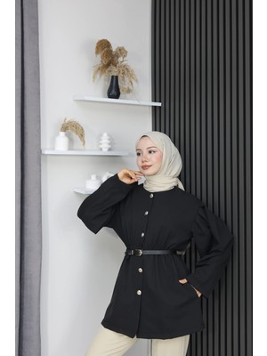 Beli Lastik Detaylı Kemerli Düğmeli Ceket