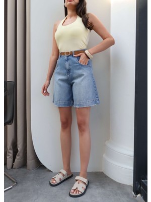 Esra Helvacı Denim Kemerli Şort
