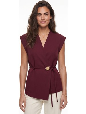 Onloox Bordo Dokuma V Yaka Kruvaze Form Oversize Kemerli Metal Düğmeli Astarlı Yelek