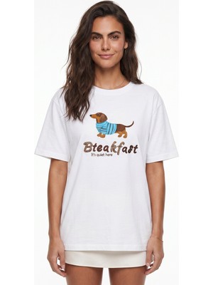 Onloox Beyaz Pamuklu Bisiklet Yaka Oversize Kısa Kollu Nakış ve Boncuk Işlemeli Figürlü T-Shirt