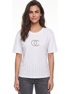 Onloox Beyaz Pamuklu Esnek Bisiklet Yaka Kısa Kollu Salaş Boncuk Taş Baskılı T-Shirt