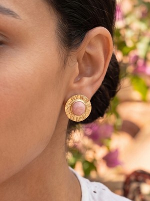 Aurrari Pembe Mineli Çizgili Vintage Küpe