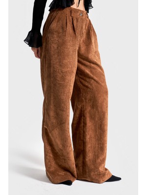 It's Basic Kadın Latte Kahve W5-76 Süper Palazzo Fit Pileli Kalın Fitilli Velvet Kadife Kumaş Pantolon