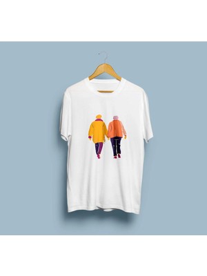Oversize Yaşlı Yürüyen Çift / Sonsuz Aşk Tasarım Unisex T-Shirt