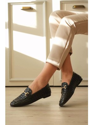 Roof Atelier Kadın Siyah Örgü Desenli Toka Detaylı Loafer Ayakkabı - Hanly