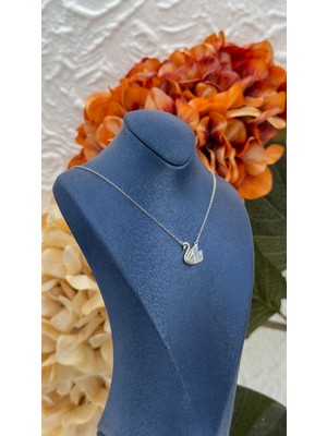 Livora Jewelry 925 Ayar Gümüş Has Taşlı Otantik Kuğu Kadın Kolye
