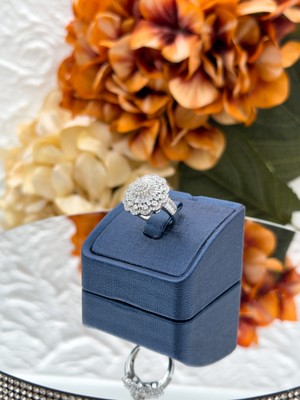 Livora Jewelry 925 Ayar Gümüş Pırlanta Montür Iri Boy Çiçek Tasarım Zirkon Kadın Yüzük