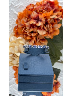 Livora Jewelry 925 Ayar Gümüş Safir Renkli Baget Kesim Su Yolu Kadın Bileklik