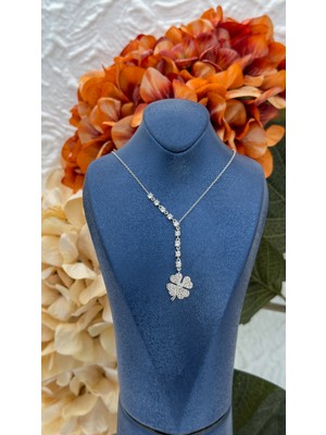 Livora Jewelry 925 Ayar Gümüş Zirkon Taşlı Dört Yapraklı Yonca Su Yolu Kadın Kolye