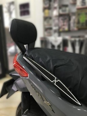 MarkEntegra Kuyruk Koruyucu Pad, Siyah Beyaz Renk, Yamaha Xmax 250 Için