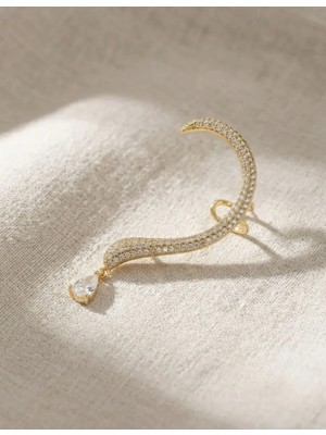 Singularis Premium Gold Renk Zirkon Taşlı Ear Cuff Sallantılı Damla Detaylı Kıkırdak Kelepçe Kadın Bijuteri Küpe