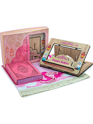 Belirtilmemiş Rahleli Kuranı Kerim Tesbih Kızımın Çocuk Seccade Seti Pembe