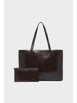 Calvin Klein Logolu Omuz Askılı Çanta LV04F3537GBAL Bayan Çanta LV04F3537G Bal