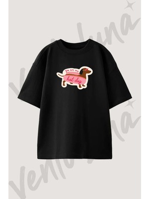 Dachshund Hot Dog Tasarım Baskılı Unisex Oversize Kalıp Siyah Tshirt