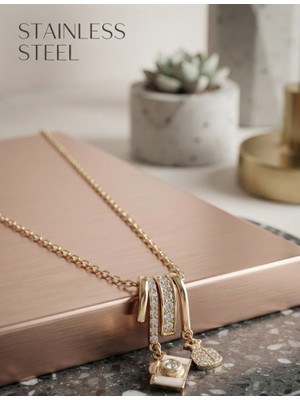Stainless Steel 316L Çelik Zincir Gold Renk Zirkon Taşlı Sallantılı Fotoğraf Makinesi Figür Charm Kolye