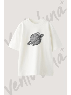 Saturn Gezegen_1 Tasarım Baskılı Unisex Oversize Kalıp Beyaz Tshirt