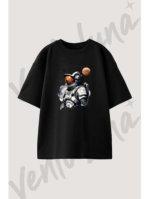 Astronaut Tasarım Baskılı Unisex Oversize Kalıp Siyah Tshirt