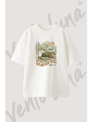 Karavan Kamp Tasarım Baskılı Unisex Oversize Kalıp Beyaz Tshirt