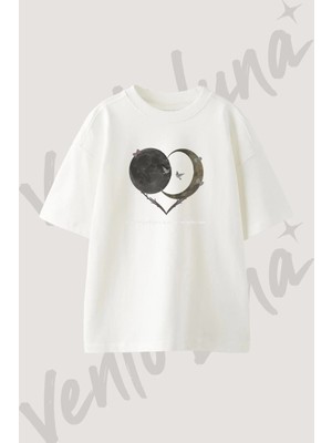 Moon Heart Tasarım Baskılı Unisex Oversize Kalıp Beyaz Tshirt