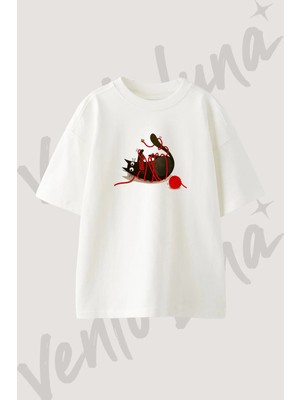 Kedi Yun Yumagi Tasarım Baskılı Unisex Oversize Kalıp Beyaz Tshirt