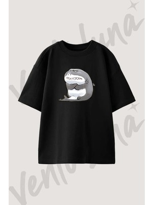 Cartoon Grumpy Shark Tasarım Baskılı Unisex Oversize Kalıp Siyah Tshirt