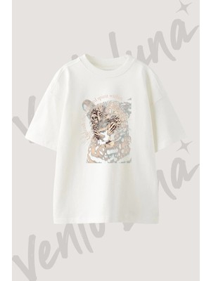 Roaring Leopard_1 Tasarım Baskılı Unisex Oversize Kalıp Beyaz Tshirt