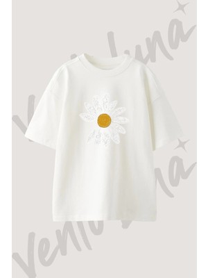 Daisy_1 Tasarım Baskılı Unisex Oversize Kalıp Beyaz Tshirt