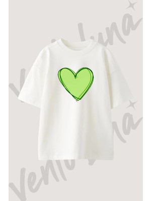 Yesil Kalp Tasarım Baskılı Unisex Oversize Kalıp Beyaz Tshirt