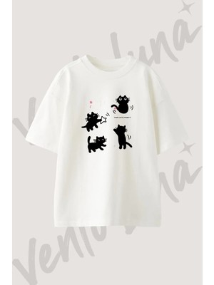 Black Cat_6 Tasarım Baskılı Unisex Oversize Kalıp Beyaz Tshirt