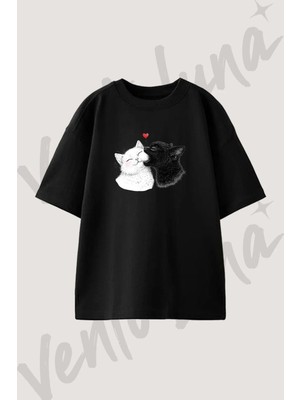 Kedi Opucuk Tasarım Baskılı Unisex Oversize Kalıp Siyah Tshirt