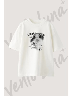 Uykucu Kedi Tasarım Baskılı Unisex Oversize Kalıp Beyaz Tshirt